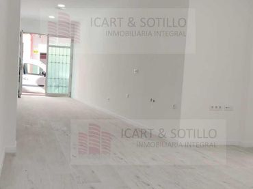 Locale commerciale in vendita a Pueblo