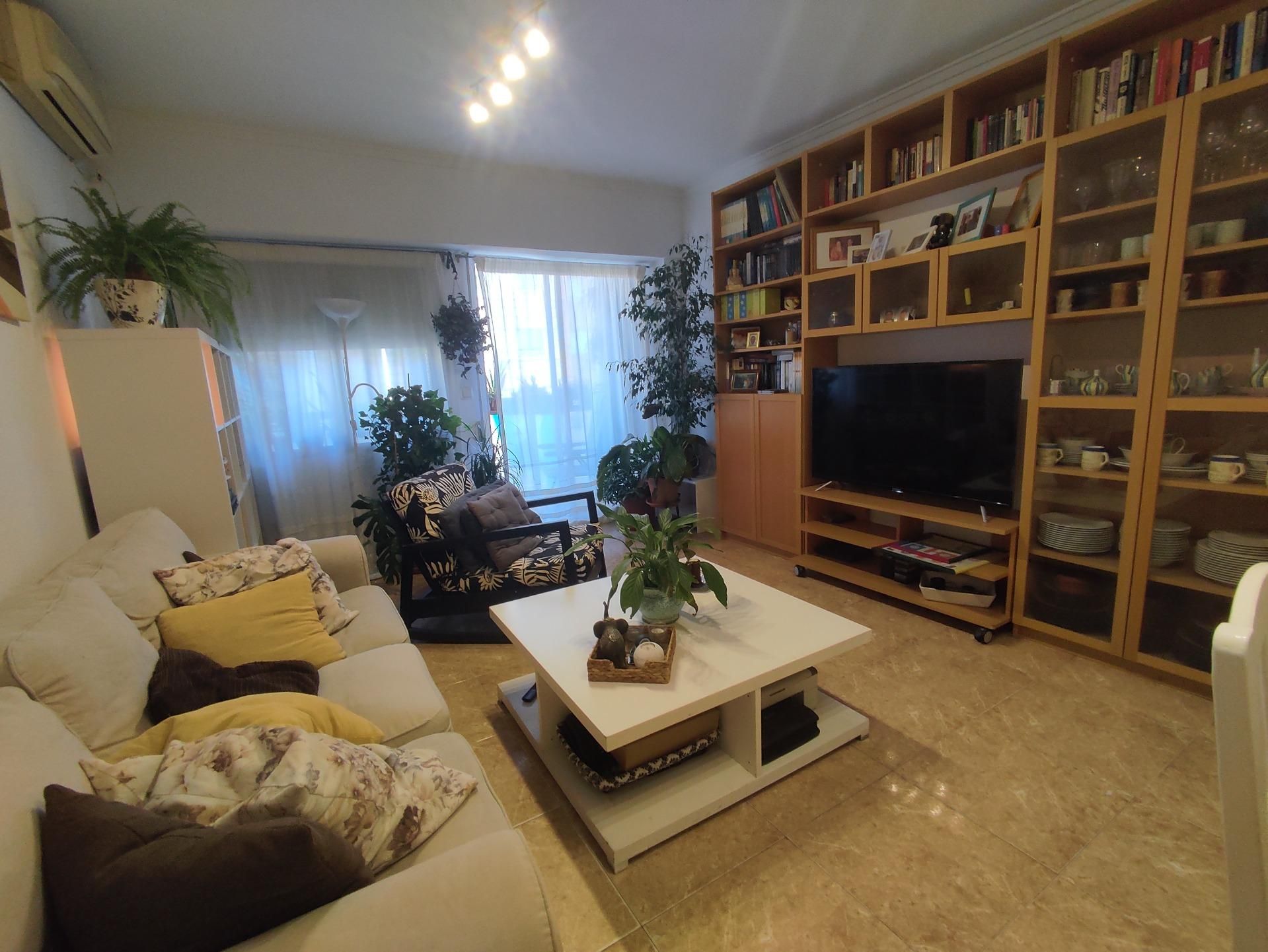 Sala d'estar de Pis en venda en Elche / Elx amb Aire condicionat, Terrassa i Balcó