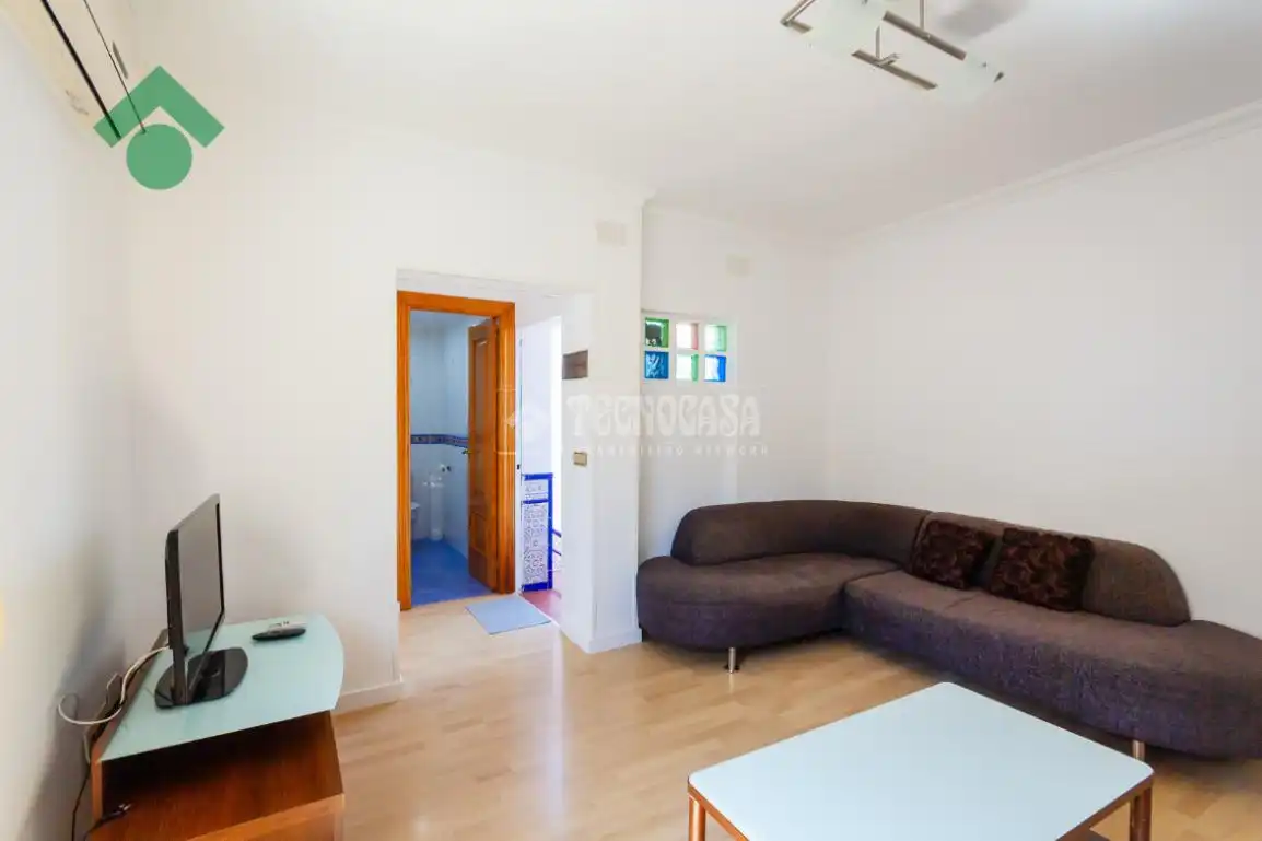 Sala de estar de Piso en venta en Rincón de la Victoria con Terraza
