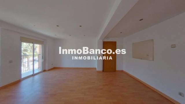 Piso en Venta en Carrer de Riola en Nou Campanar