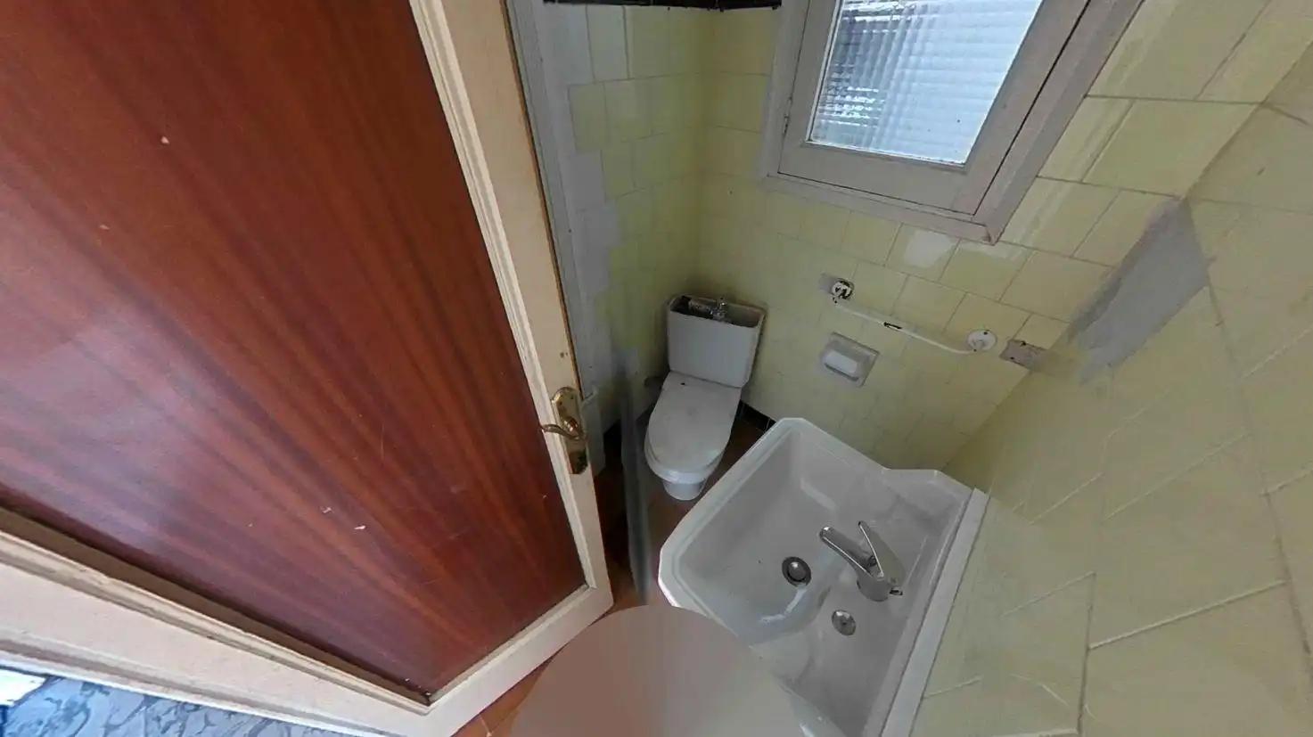 Baño de Piso en venta en Vallirana con Terraza