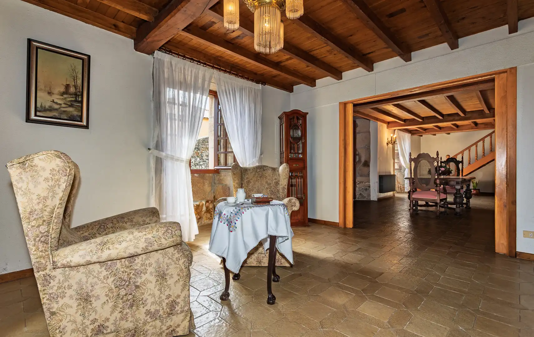 Esszimmer von Country house zum Verkauf in Lalín mit Möbliert