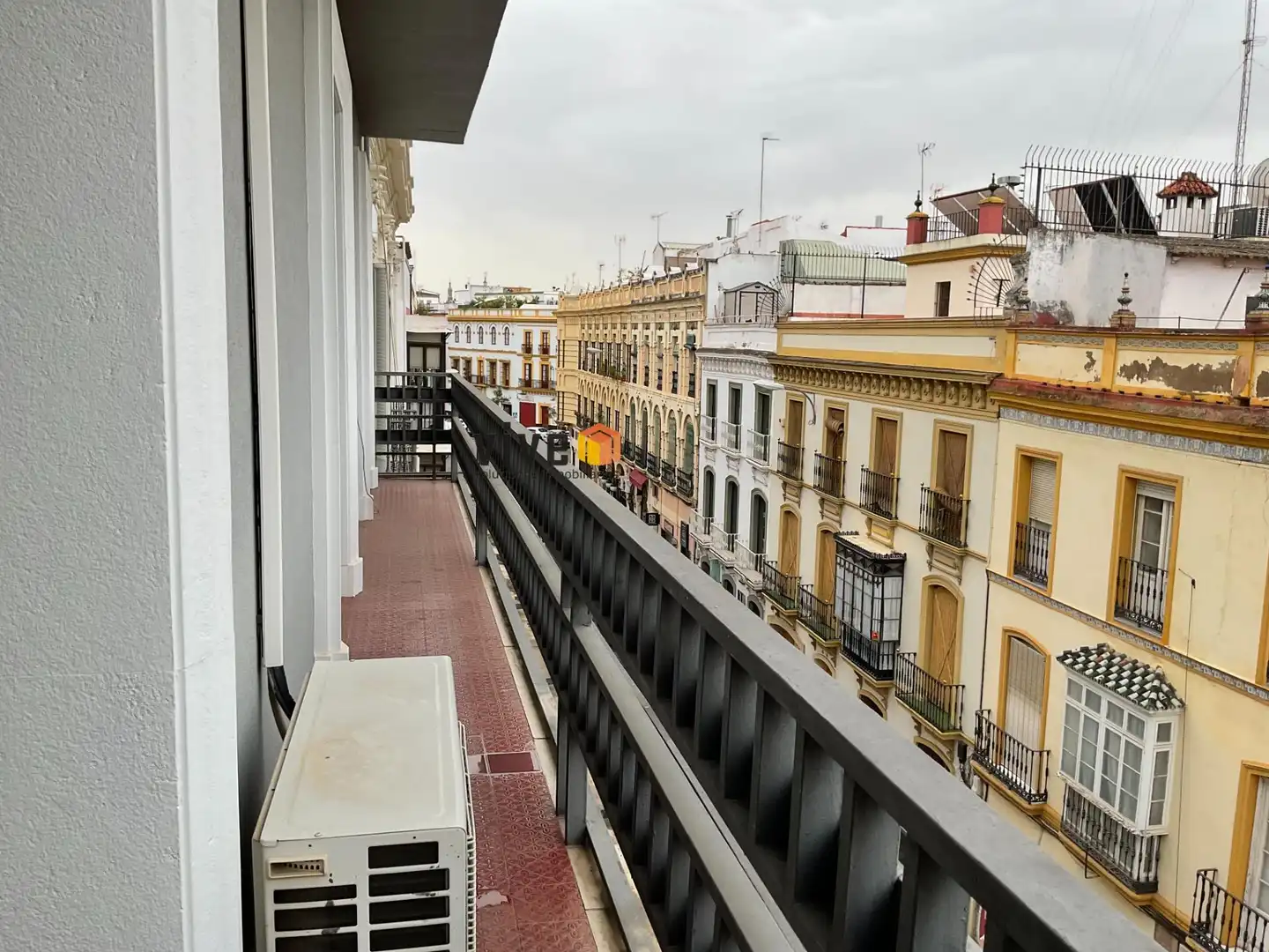 Exterior view of Flat for sale in Sevilla  with Air Conditioner, Heating and Terrace