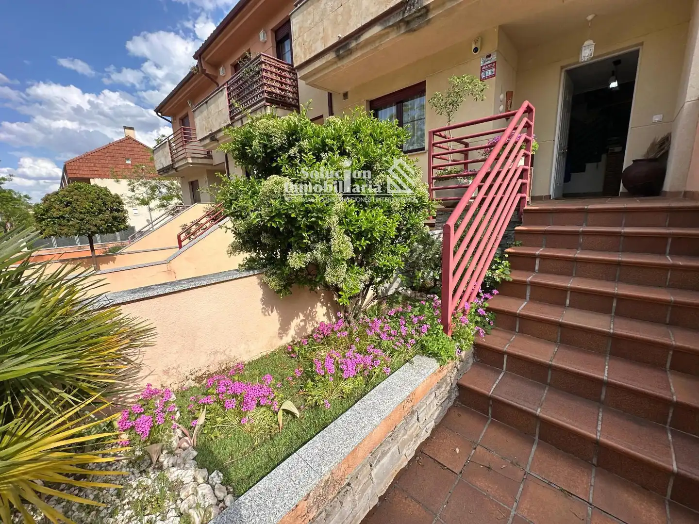 Garten von Einfamilien-Reihenhaus zum Verkauf in Salamanca mit Heizung, Privatgarten und Möbliert