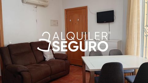 Foto 3 de Piso de alquiler en Niña de Oro, El Pinillo, Torremolinos