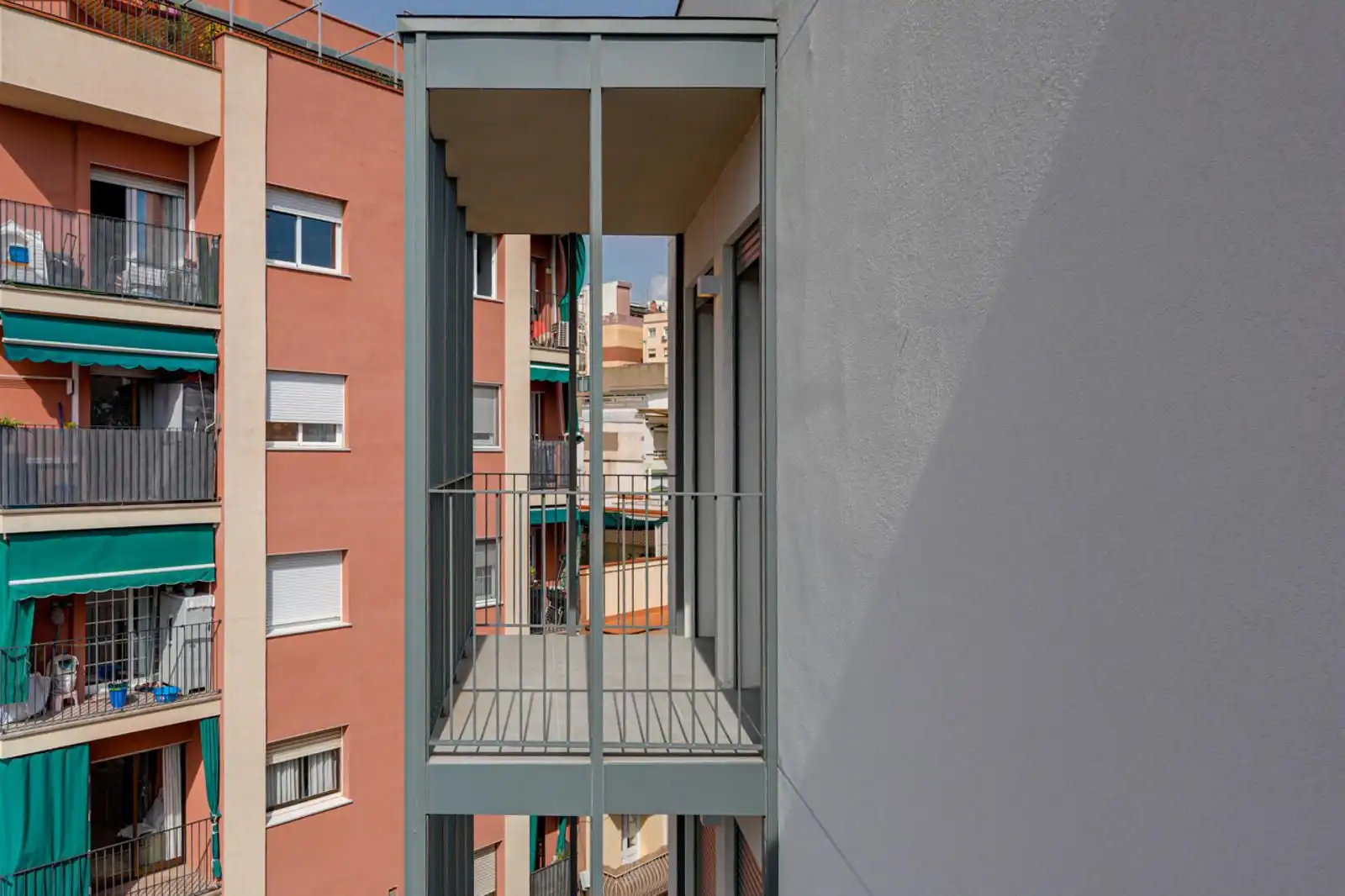 Terraza de Piso en venta en L'Hospitalet de Llobregat con Terraza