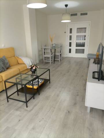 Piso en Alquiler en Teatinos