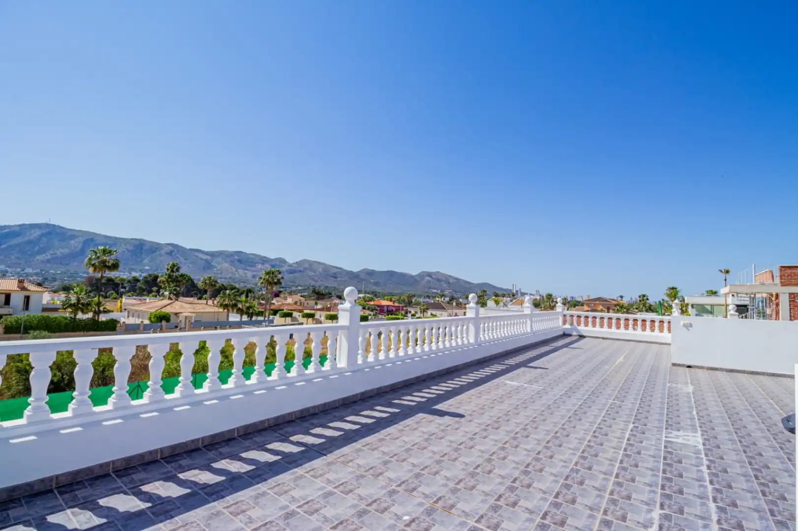Terraza de Casa o chalet en venta en L'Alfàs del Pi con Aire acondicionado, Calefacción y Jardín privado
