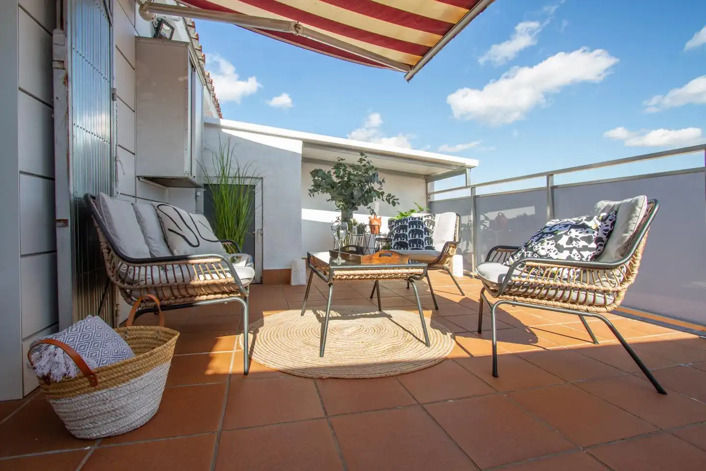 Terraza de Ático en venta en Ansoáin / Antsoain con Calefacción, Terraza y Amueblado