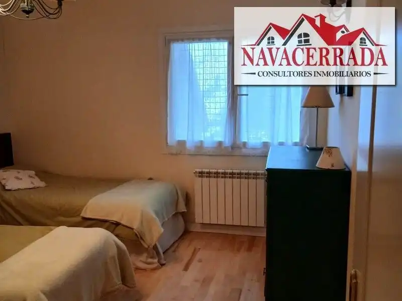 Dormitori de Casa o xalet en venda en Navacerrada amb Calefacció, Jardí privat i Piscina comunitària