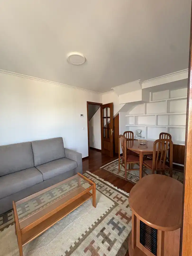Sala d'estar de Pis de lloguer en Nigrán amb Piscina i Balcó