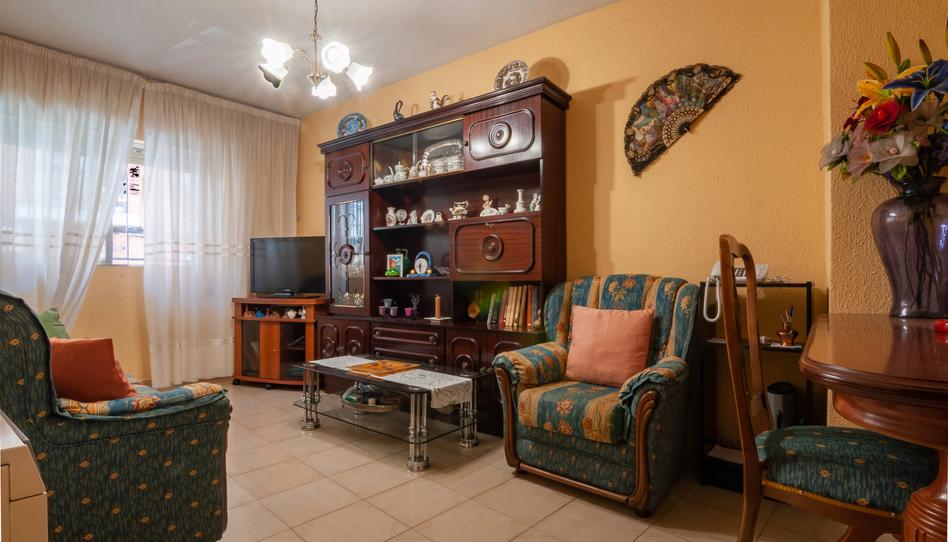 Foto 1 de Pis en venda a Calle de la Mezquita, San Fermín, Madrid