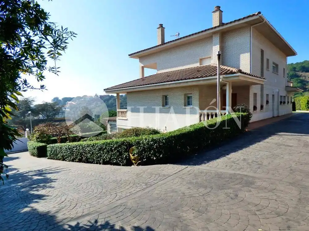 Casa con terraza en venta en Alella, imagen 5