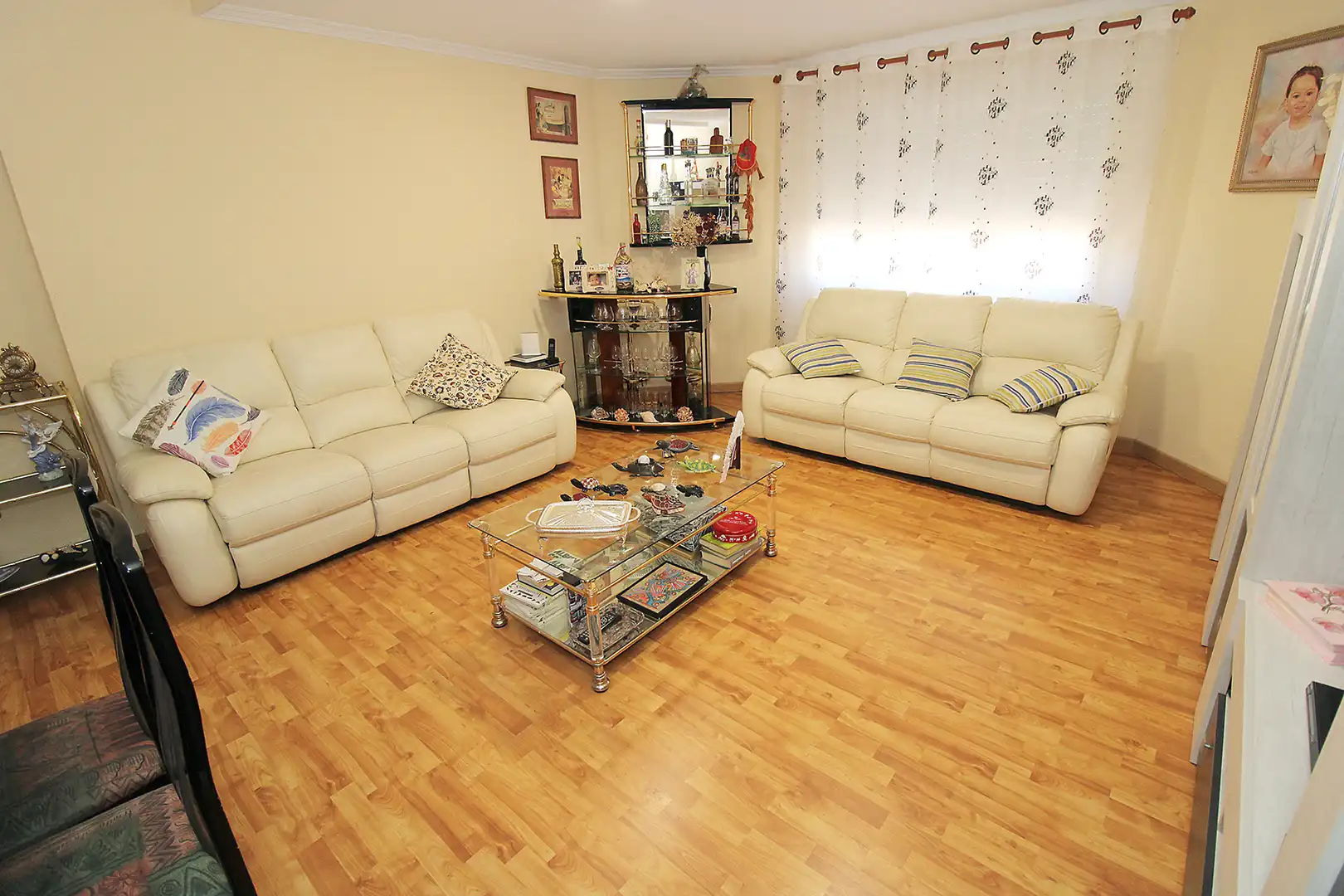 Sala de estar de Casa o chalet en venta en Torremocha de Jarama con Aire acondicionado, Calefacción y Jardín privado