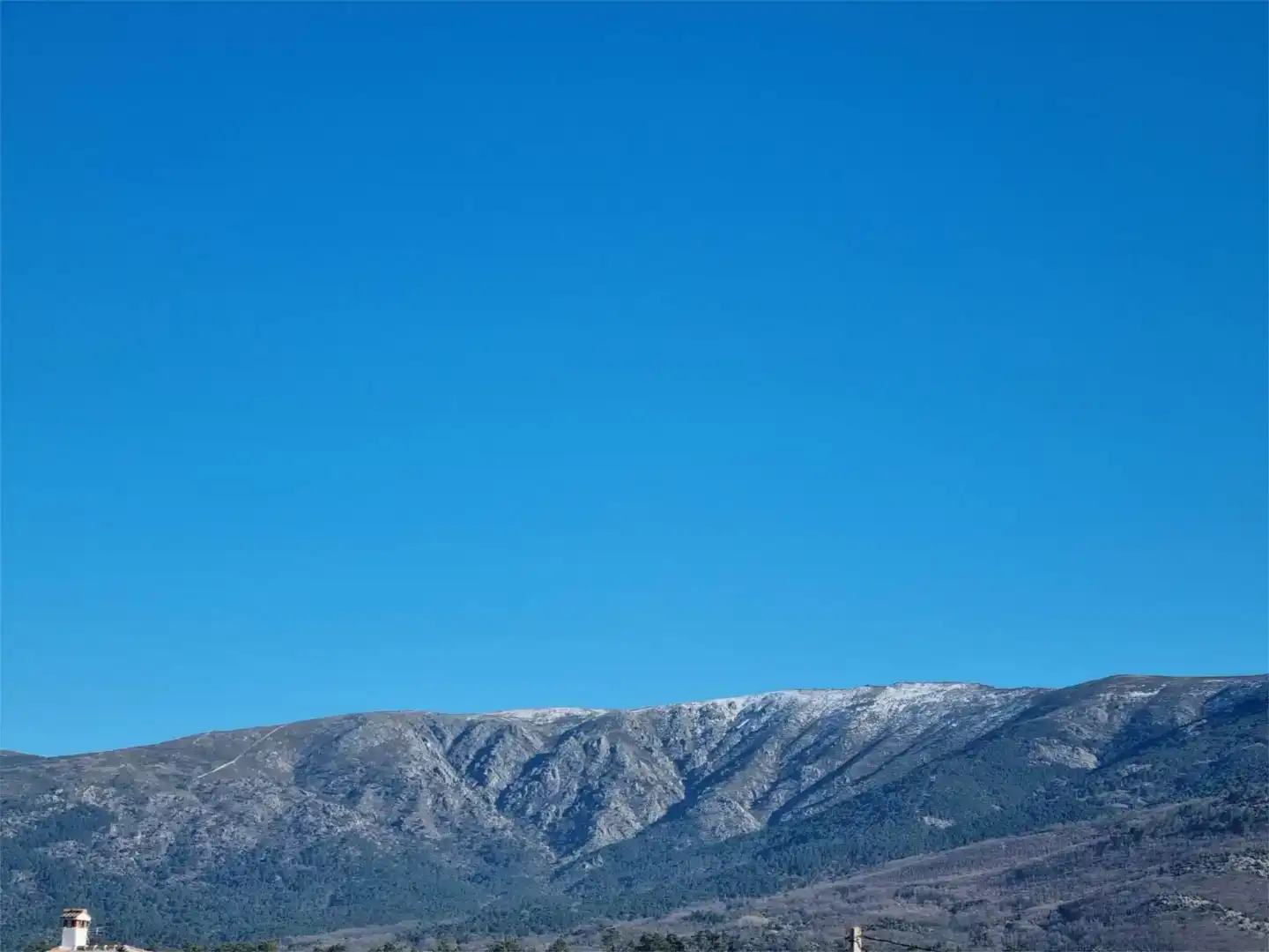 Vista exterior de Piso en venta en Navaluenga, Ávila