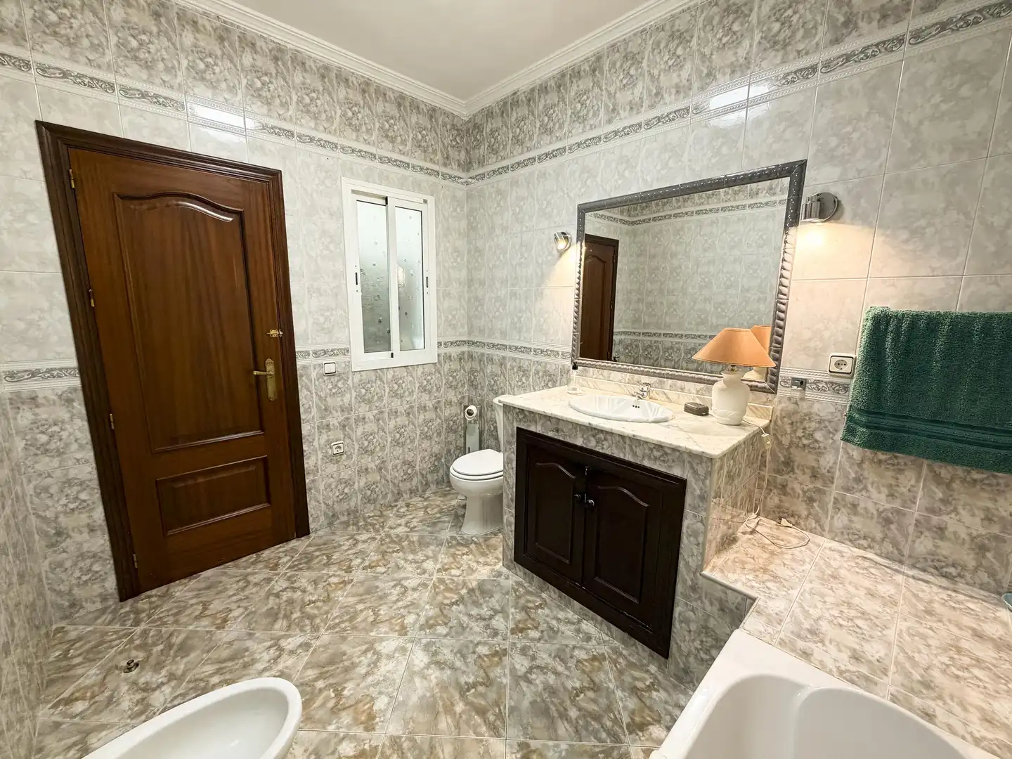 Baño de Apartamento en venta en Coria del Río