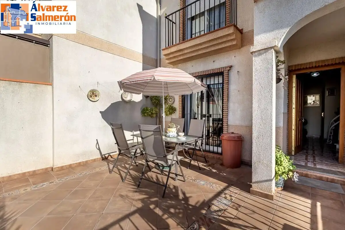 Casa con piscina en venta en Ogíjares, imagen 6