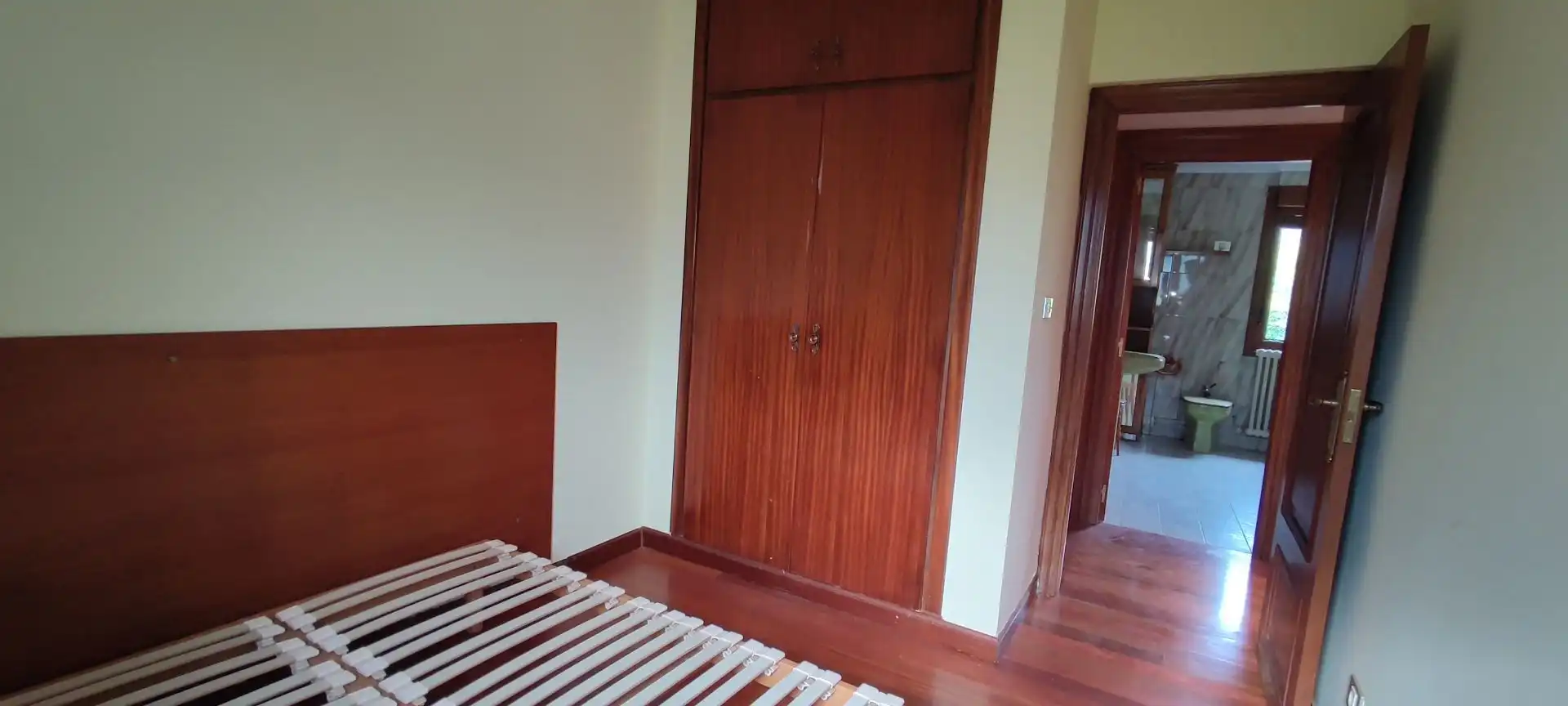 Schlafzimmer von Wohnung zum Verkauf in Valdegovia / Gaubea mit Heizung