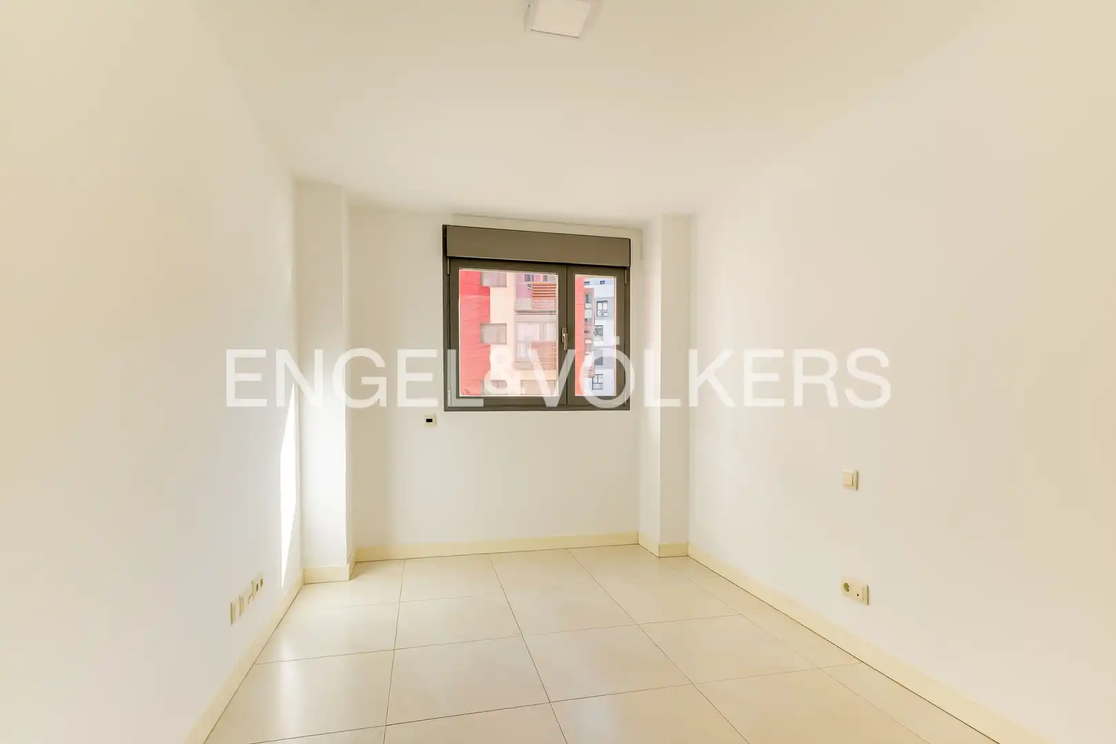 Habitación de Piso en venta en Madrid con Aire acondicionado, Calefacción y Piscina