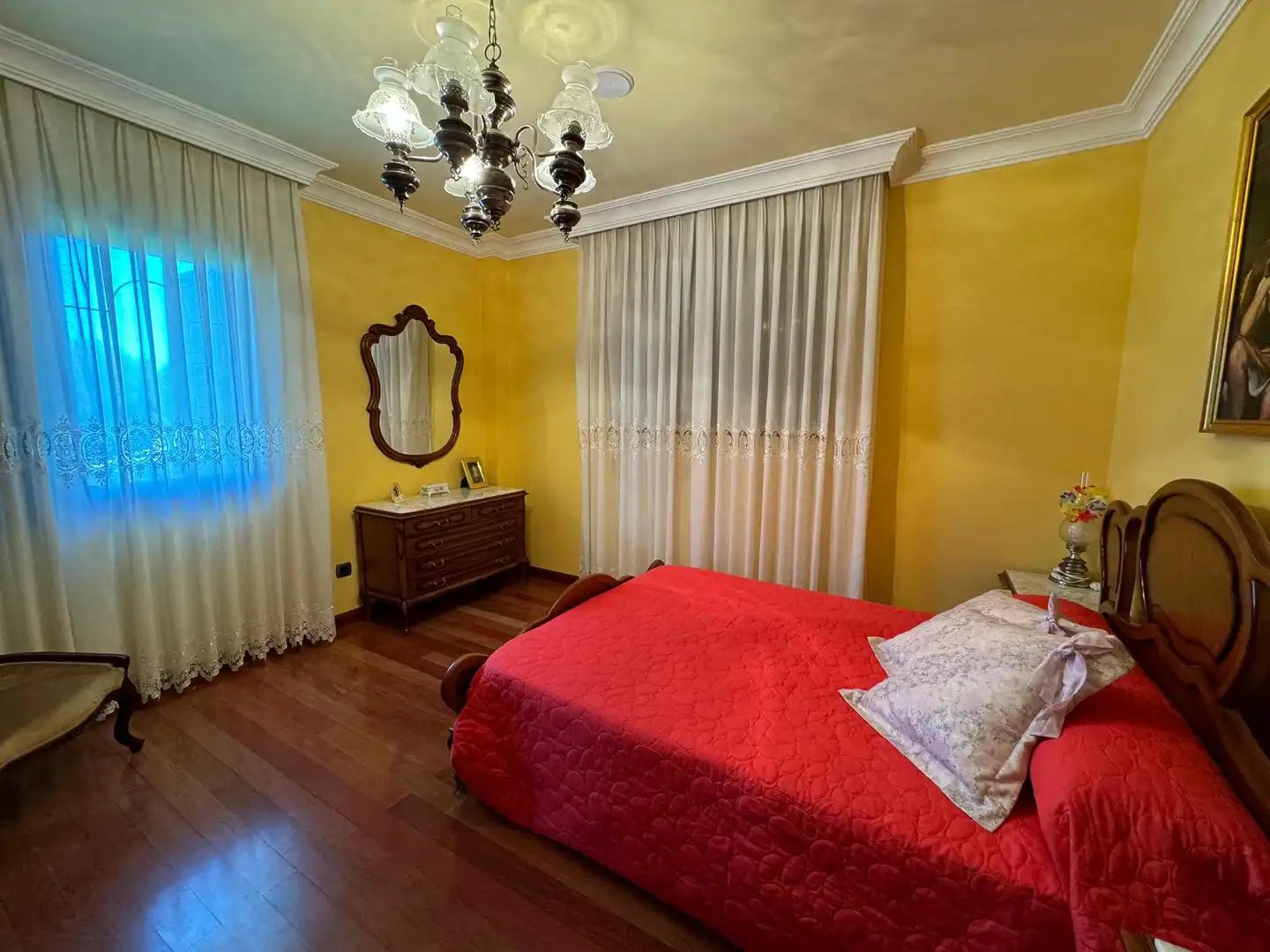 Bedroom of Houses for sale in Cacabelos  with Heating, Private garden and Parquet flooring