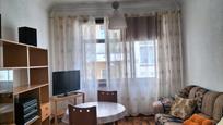 Sala d'estar de Pis en venda en A Coruña Capital  amb Parquet, Moblat i Forn