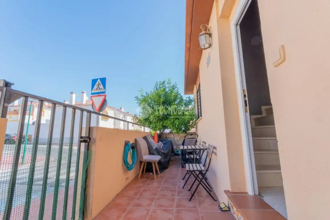Terrassa de Casa adosada en venda en Málaga amb Aire condicionat i Traster