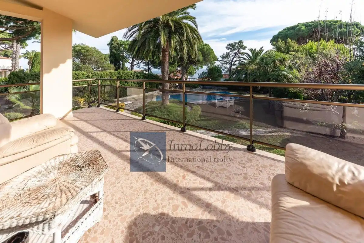 Terrassa de Casa o xalet en venda en Castell d'Aro, Platja d'Aro i s'Agaró amb Aire condicionat, Calefacció i Parquet