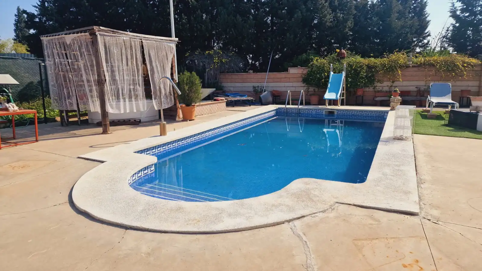 Piscina de Casa o xalet en venda en El Carpio amb Aire condicionat, Calefacció i Jardí privat