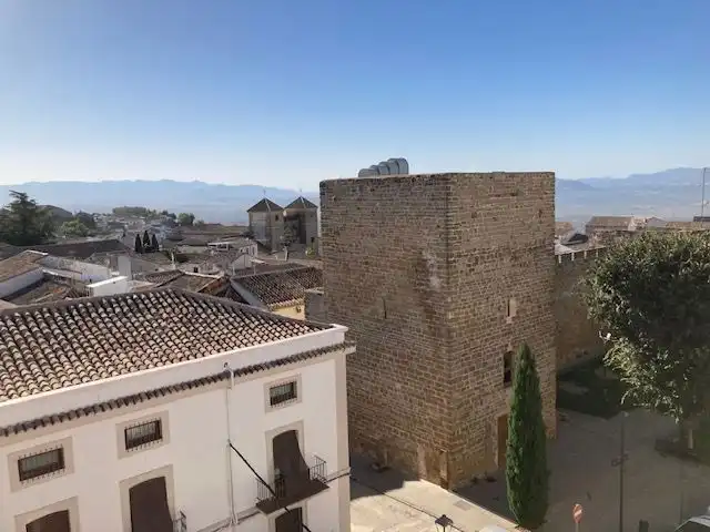 Vista exterior de Piso en venta en Úbeda con Balcón