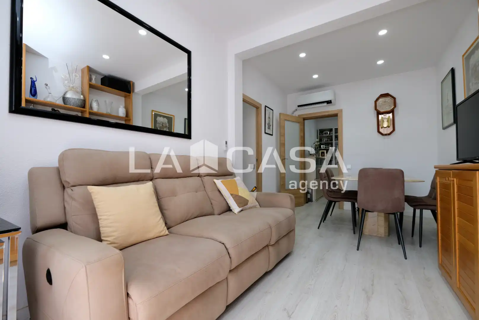 Wohnung mit Terrasse zum Verkauf in Avinguda dels Quinze, imagen 7