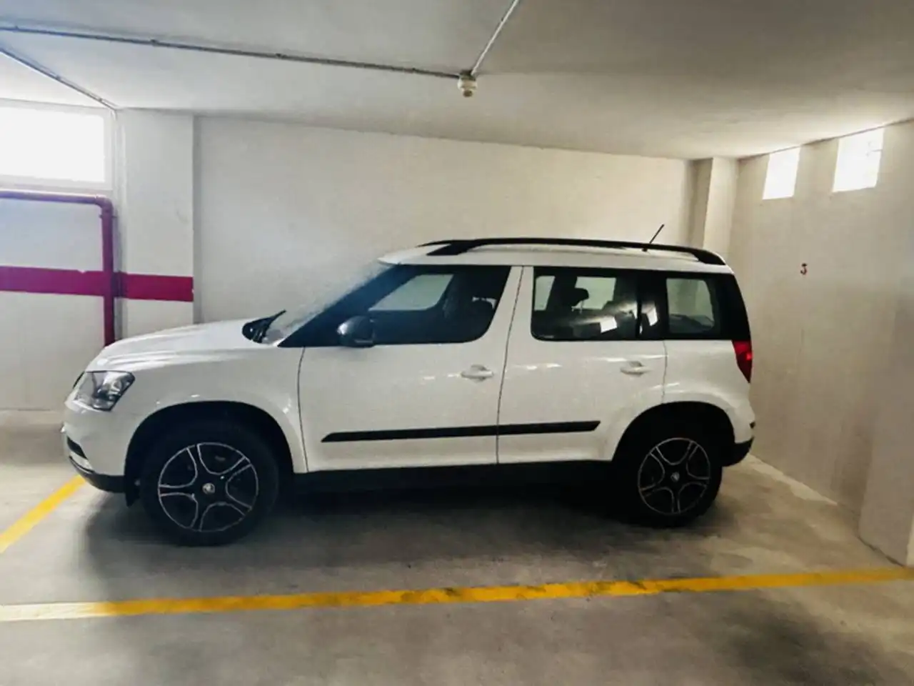 Parking de Apartamento de alquiler en Almuñécar con Aire acondicionado, Terraza y Amueblado