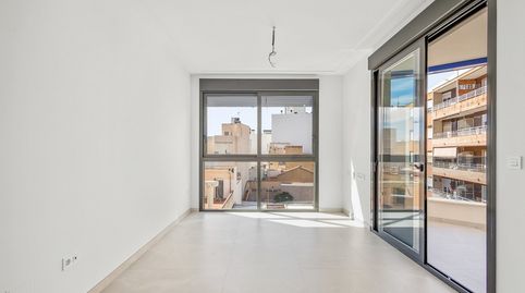 Foto 3 von Wohnung zum Verkauf in Playa del Cura, -1, Las Piscinas Naturales, Torrevieja