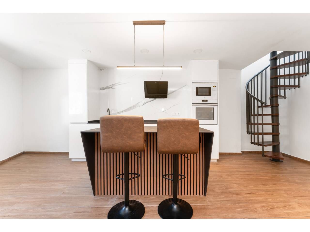 Kitchen of Single-family semi-detached for sale in Vilanova i la Geltrú  with Air Conditioner, Parquet flooring and Terrace