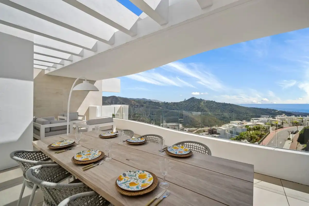 Terraza de Piso en venta en Marbella con Terraza y Piscina