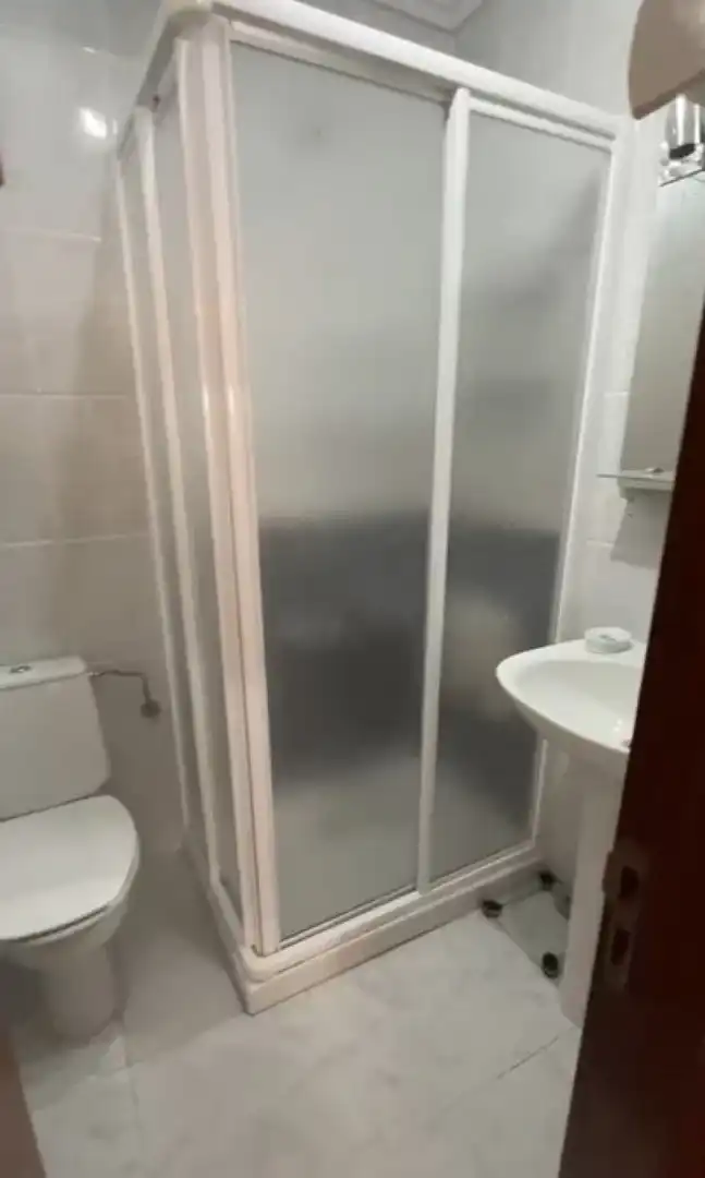 Bathroom of Flat for sale in Los Corrales de Buelna   with Heating, Parquet flooring and Storage room