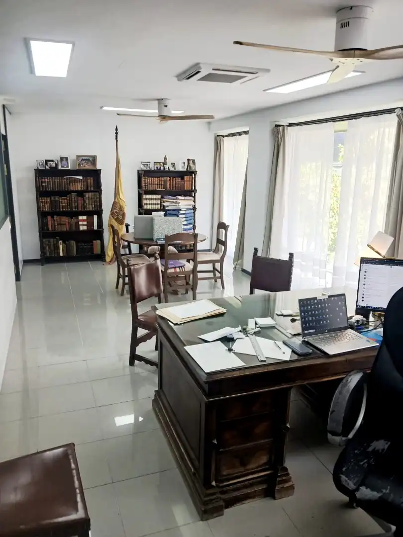 Office for rent in Jerez de la Frontera  with Air Conditioner
