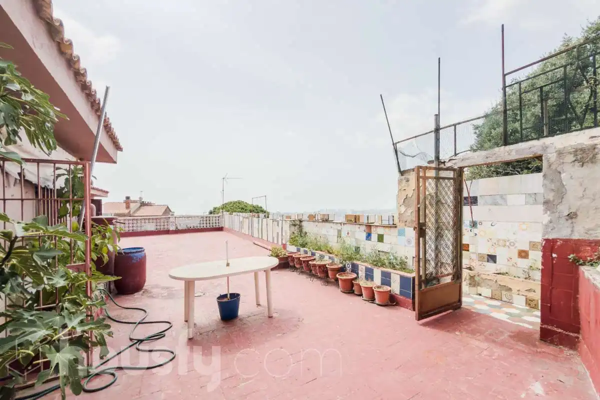 Terrace of Houses for sale in Santa Coloma de Gramenet  with Heating, Private garden and Terrace