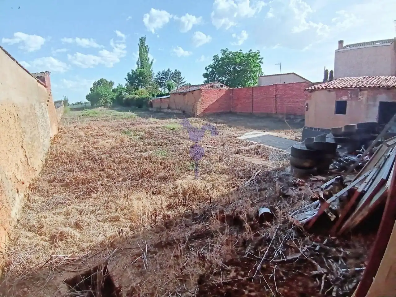 Casa o xalet en venda en Valverde de la Virgen amb Calefacció i Jardí privat