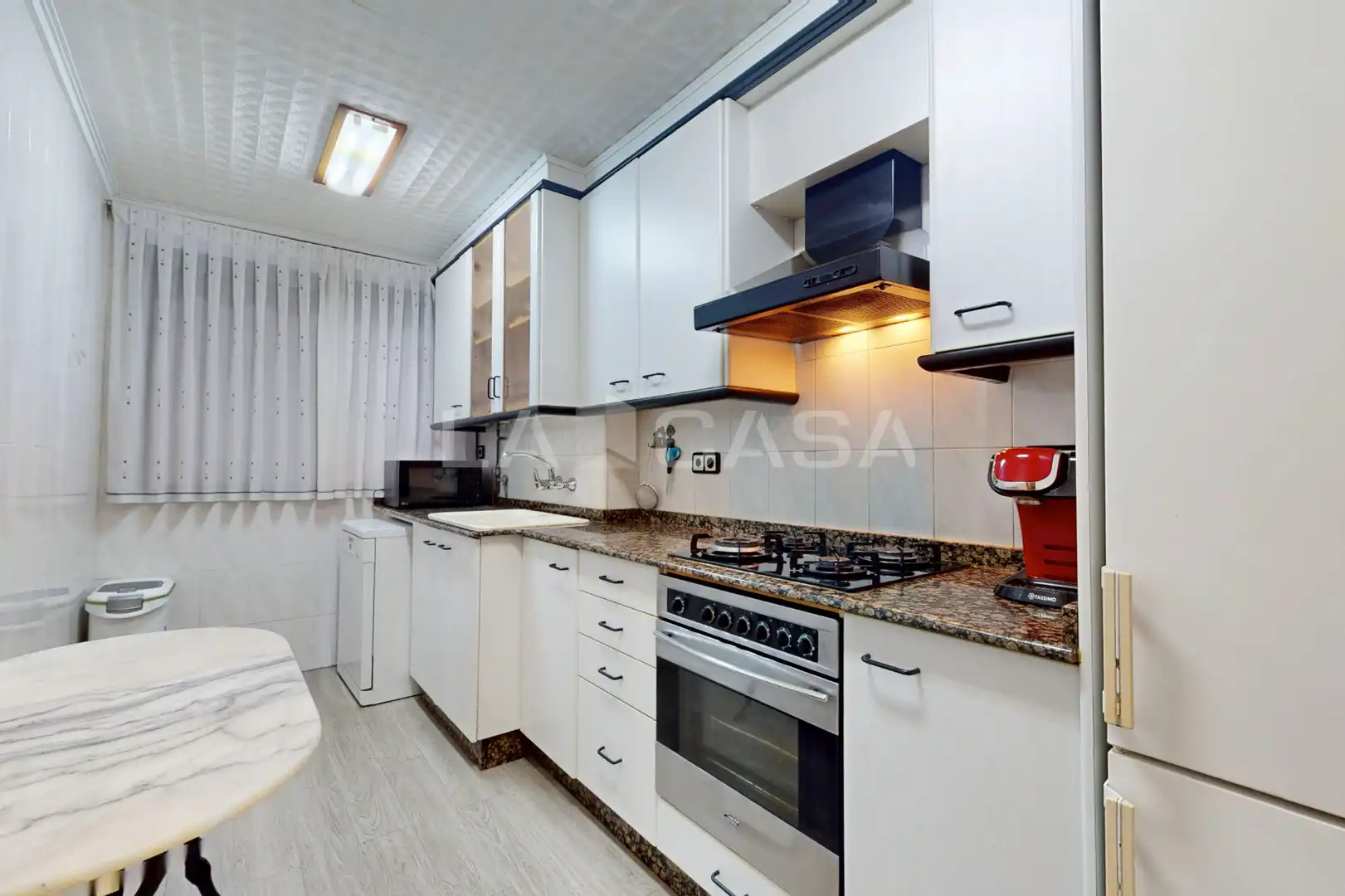 Kitchen of Flat for sale in Valencia  with Air Conditioner