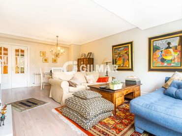 Flat with balcony for sale in Zona Carretera del Plantío