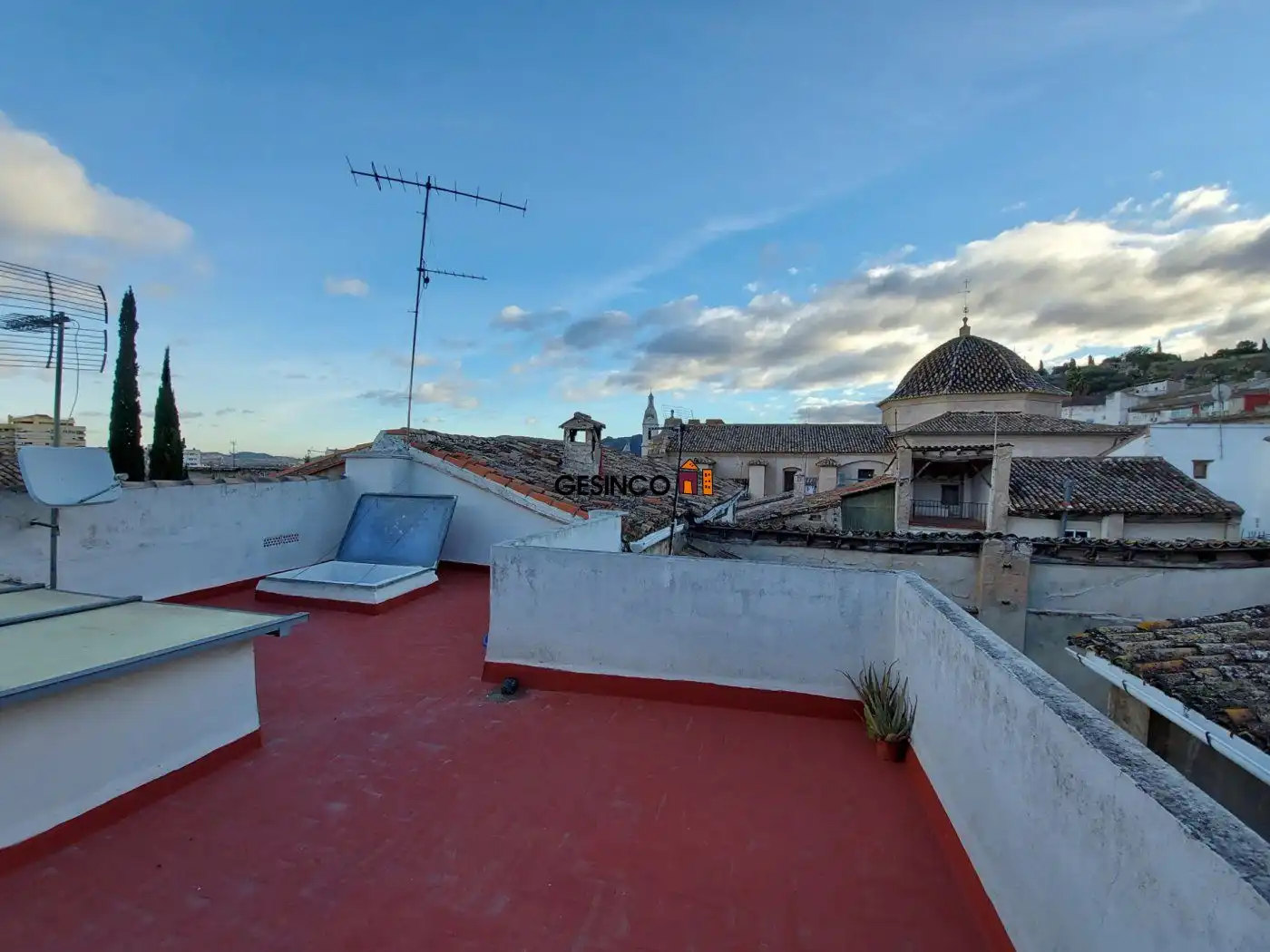 Vista exterior de Casa o xalet en venda en Xàtiva amb Aire condicionat, Terrassa i Traster
