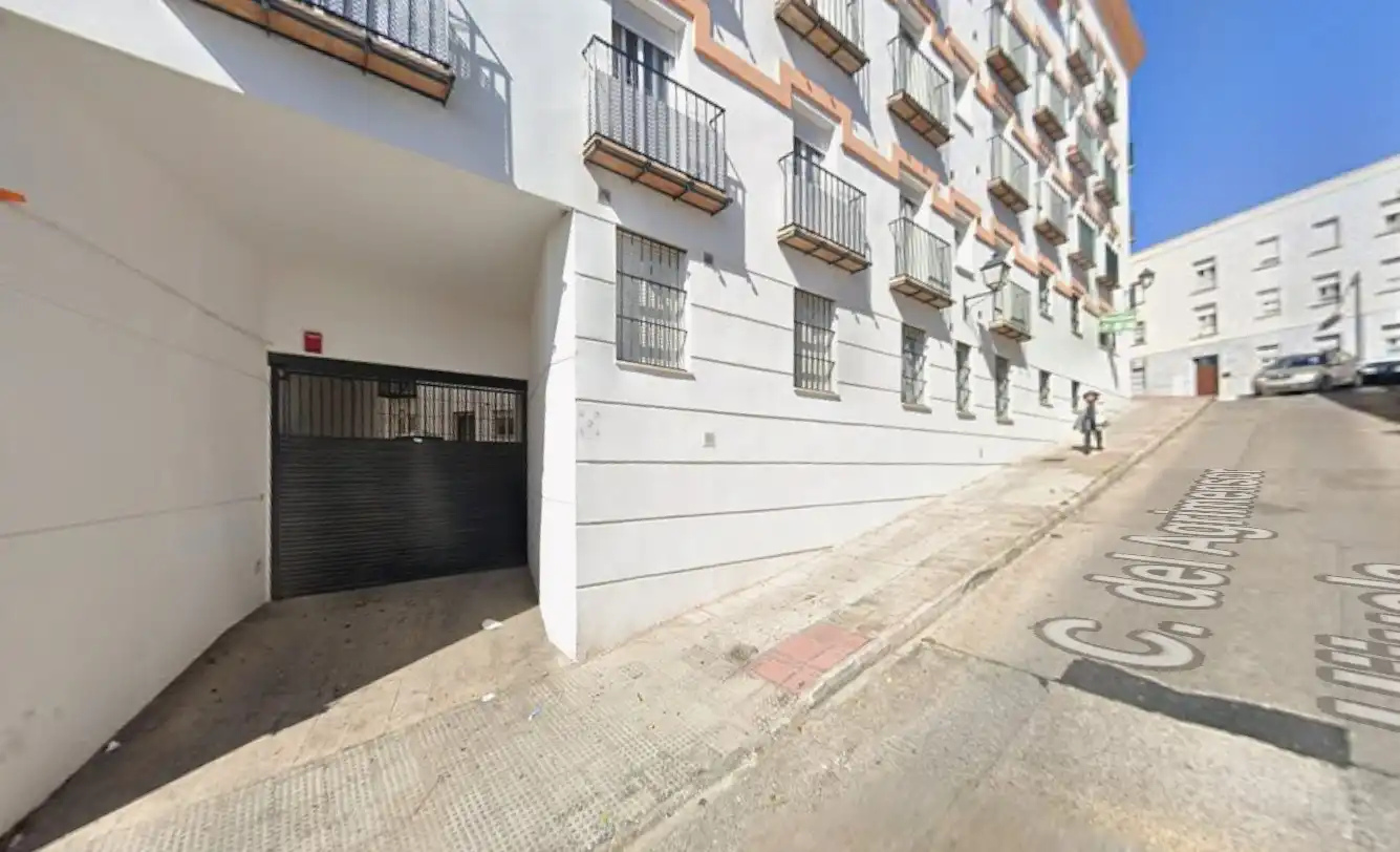 Außenansicht von Garage zum Verkauf in Jerez de la Frontera