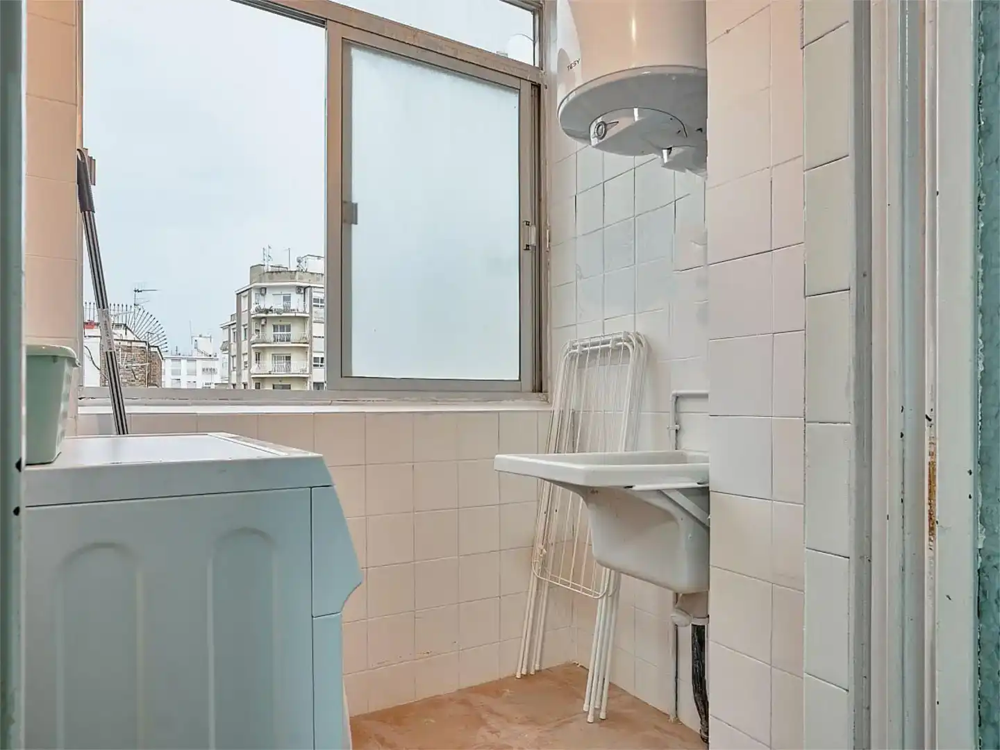 Bathroom of Flat for share in Casco Urbano