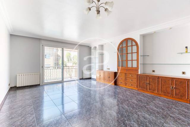 Casa adosada en Venta en Carrer de la Circumval lació Baixa en Centre - Cordelles