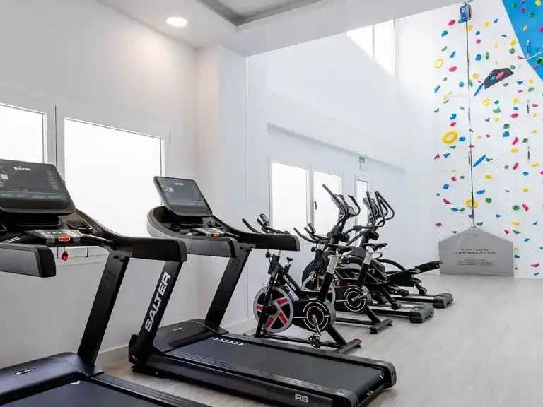 Wohnung zur Miete in Málaga Capital mit Klimaanlage und Schwimmbad