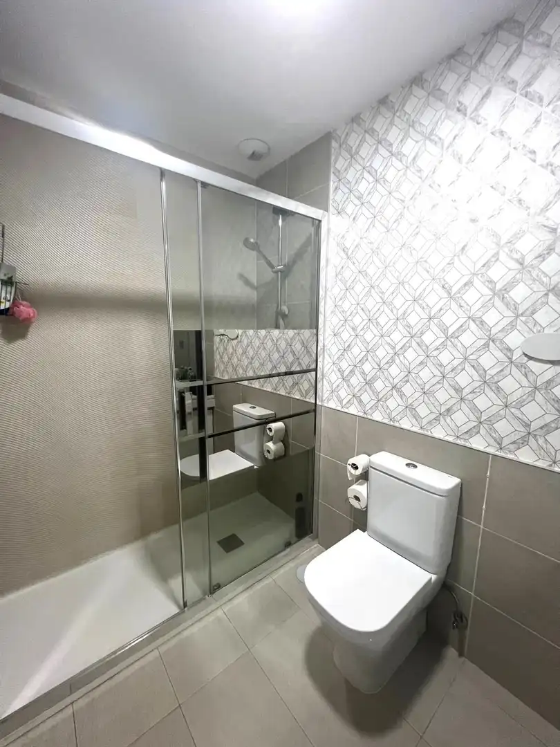 Appartamento con piscina in vendita a Entrenúcleos, imagen 33