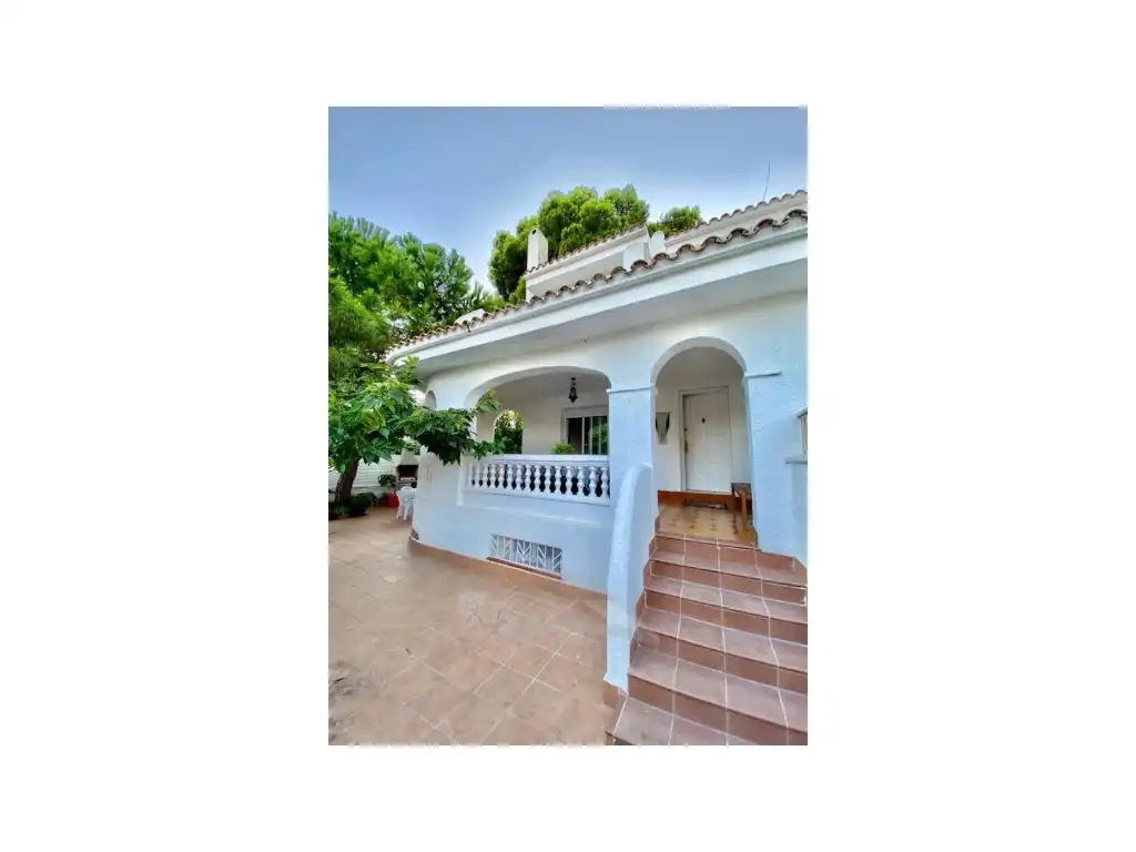 Vista exterior de Casa o chalet en venta en Mont-roig del Camp con Aire acondicionado, Jardín privado y Terraza