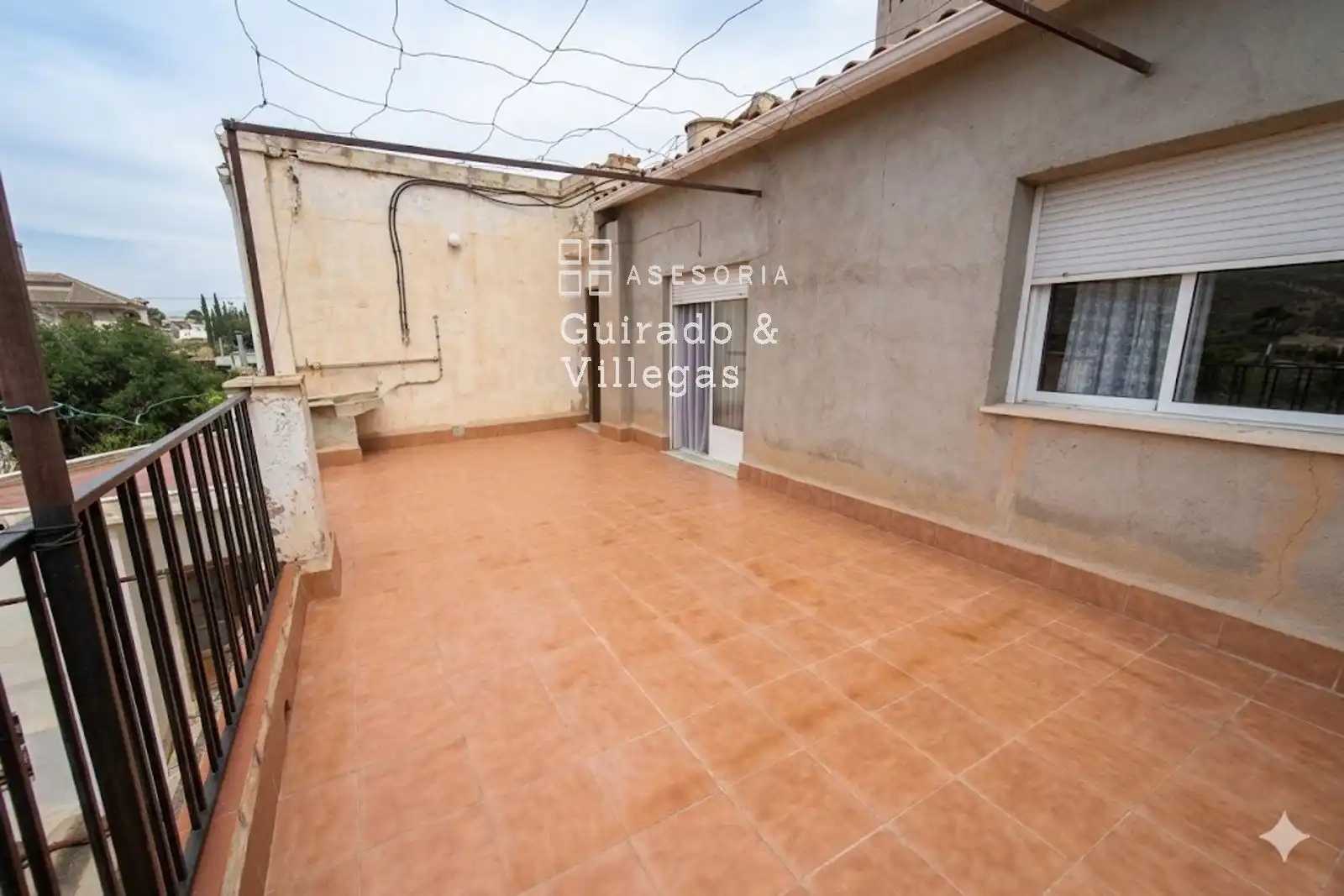 Terrace of Detached homes for sale in Fines  with Storage room and Balcony