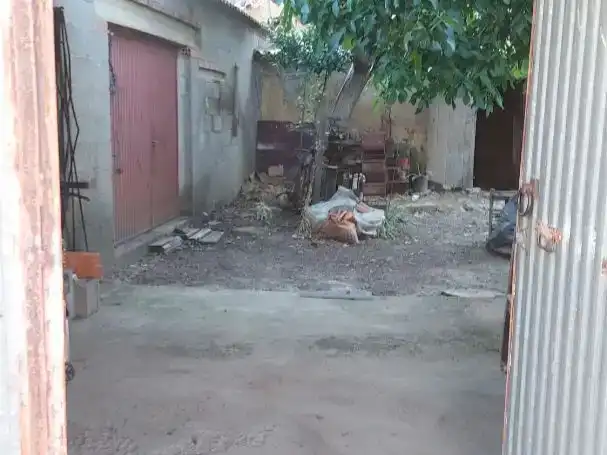 Casa o xalet en venda en Pueblica de Valverde amb Balcó