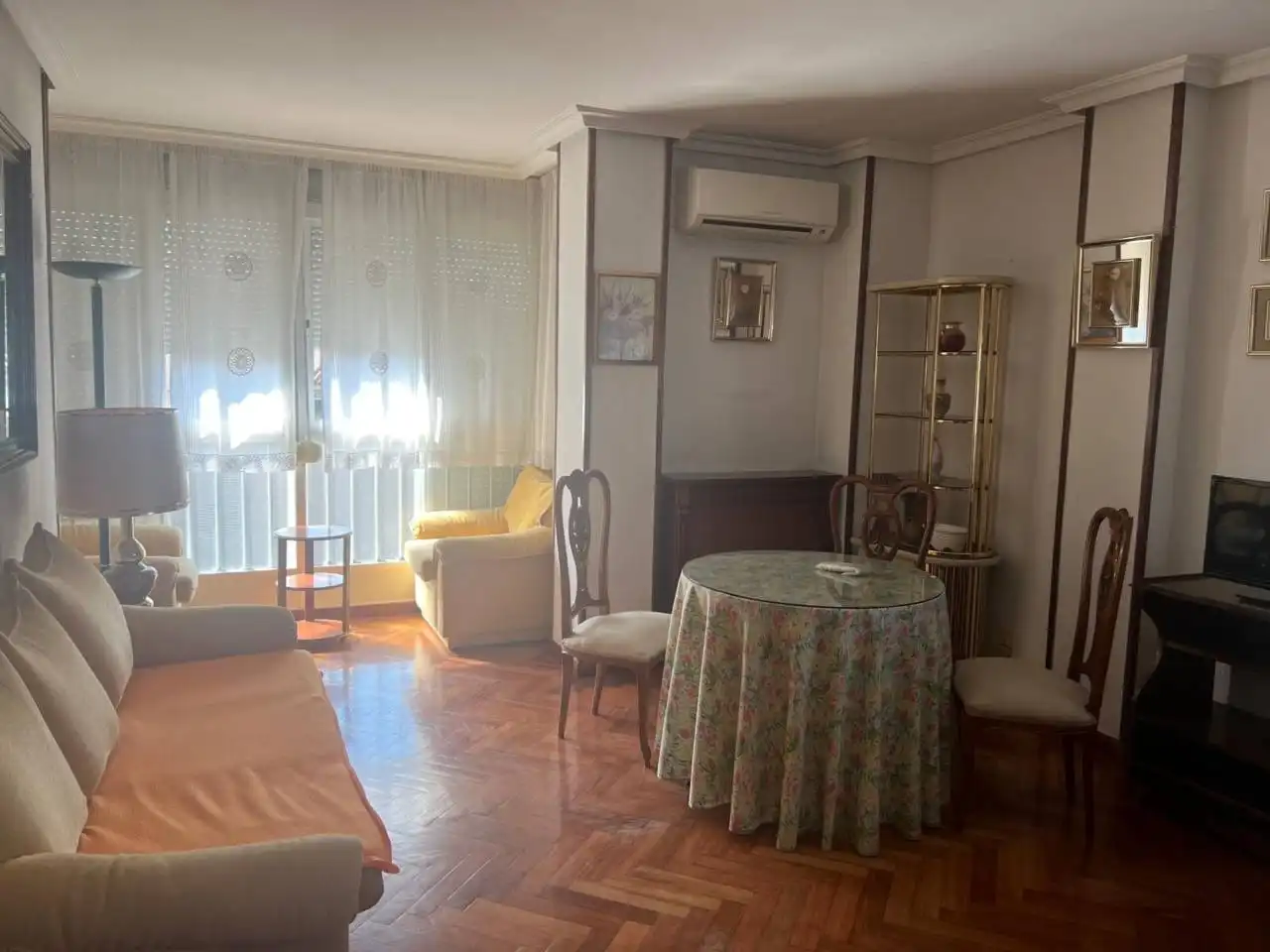 Appartamento con ascensore in affitto a Calle Talleres